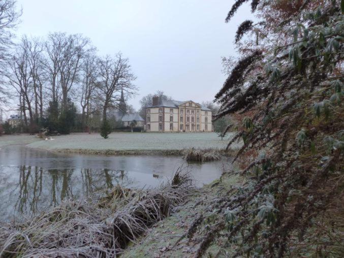 Appartement André Le Nôtre dans château XIX ème Bracquetuit Exterior foto